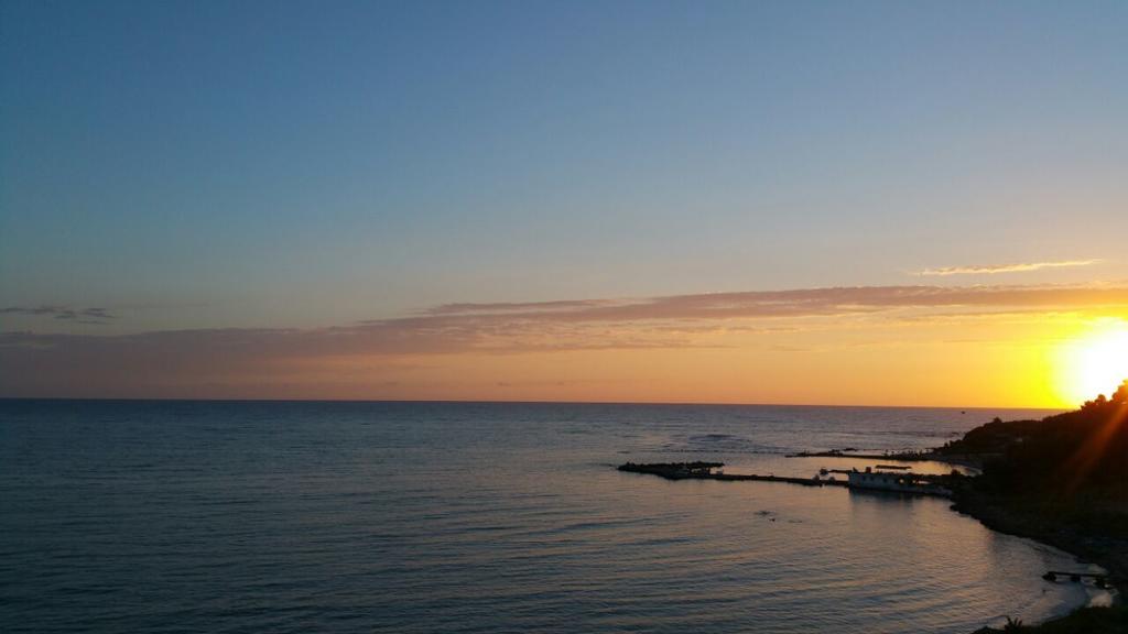Laura'S Home Durres Bagian luar foto